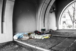 homeless-2090507_1920