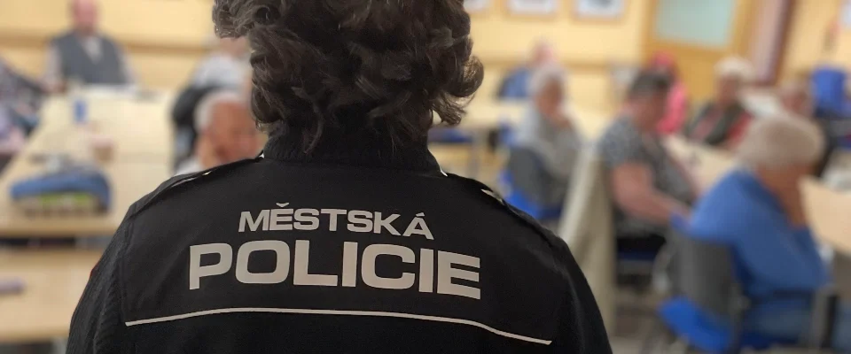 2024_Senior posel prevence_Mestska policie Ostrava_web (2)